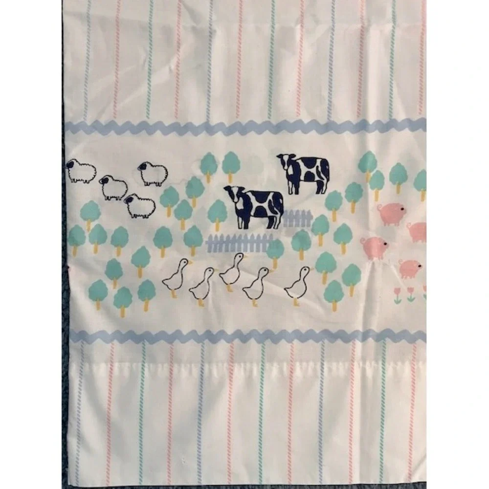 Vintage‎ Standard pillowcase, Farm Animals with stripe, Stevens